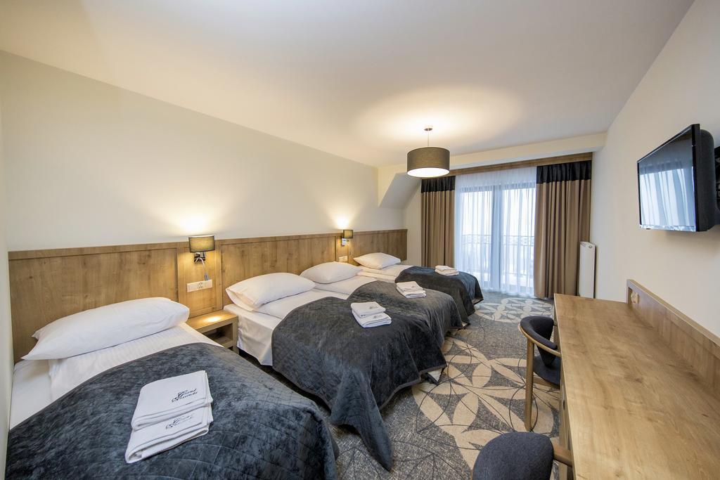 Grand Stasinda Hotel Bukowina Tatrzanska Bagian luar foto