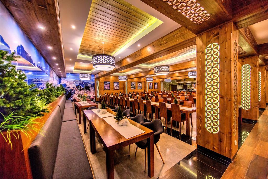 Grand Stasinda Hotel Bukowina Tatrzanska Bagian luar foto