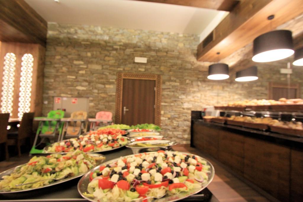 Grand Stasinda Hotel Bukowina Tatrzanska Bagian luar foto