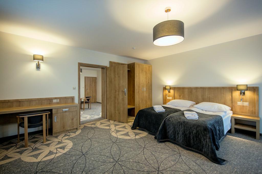 Grand Stasinda Hotel Bukowina Tatrzanska Bagian luar foto