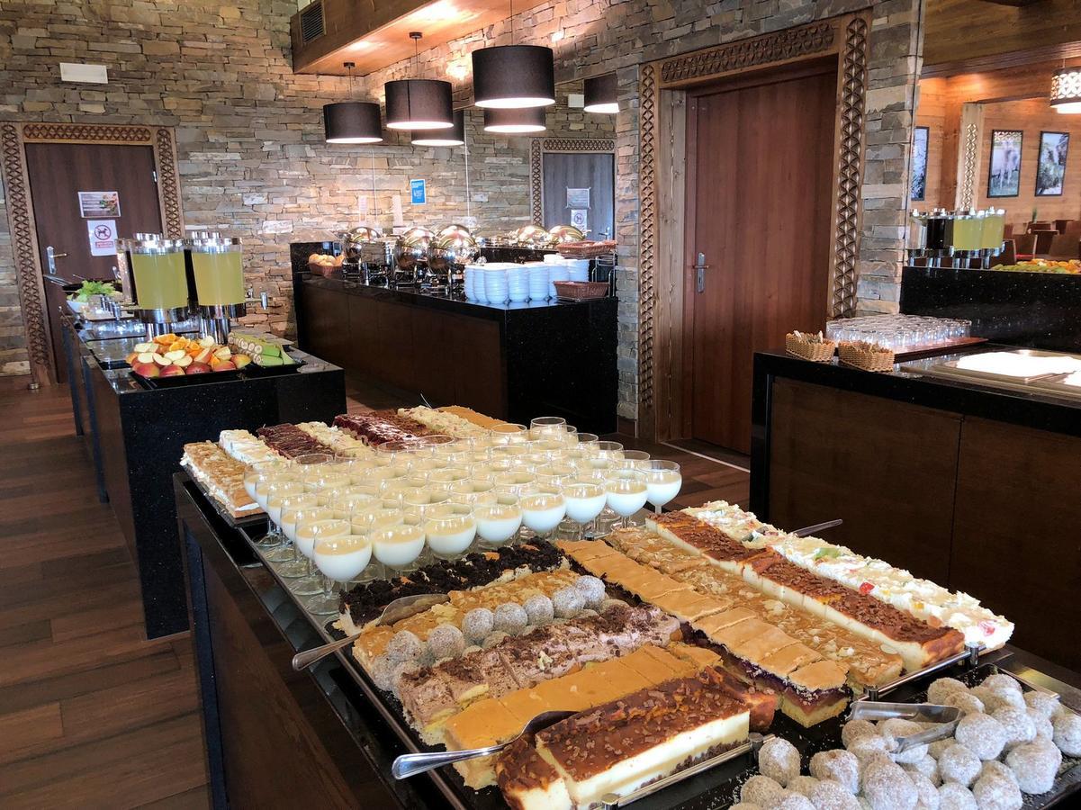 Grand Stasinda Hotel Bukowina Tatrzanska Bagian luar foto